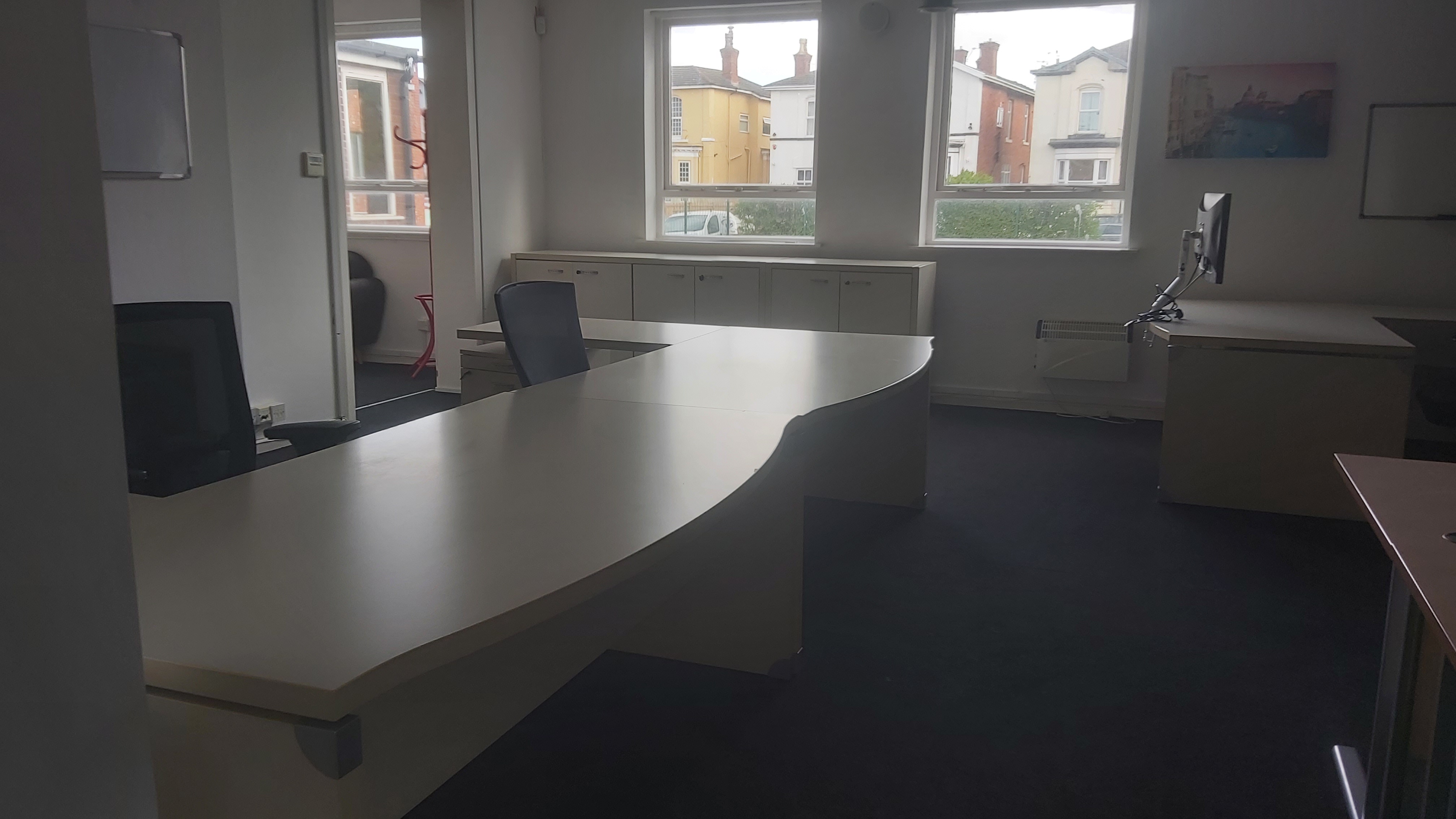 Office in Southport - photo 2